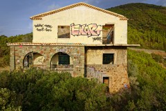 20190807_Atheor_Le_Trayas_Deserted_House